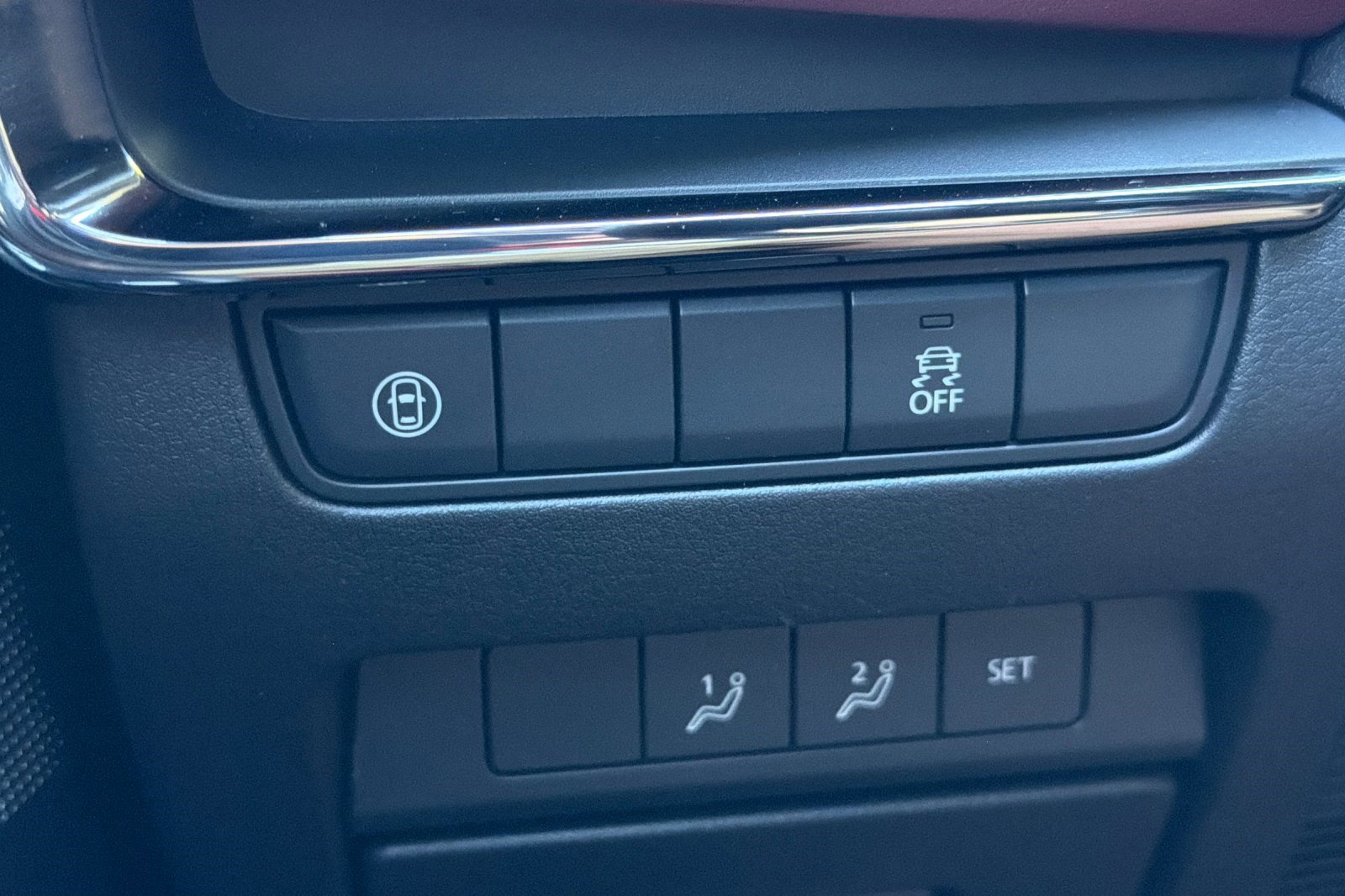 Used 2020 MAZDA MAZDA3 Hatchback w/ Premium Package image 38