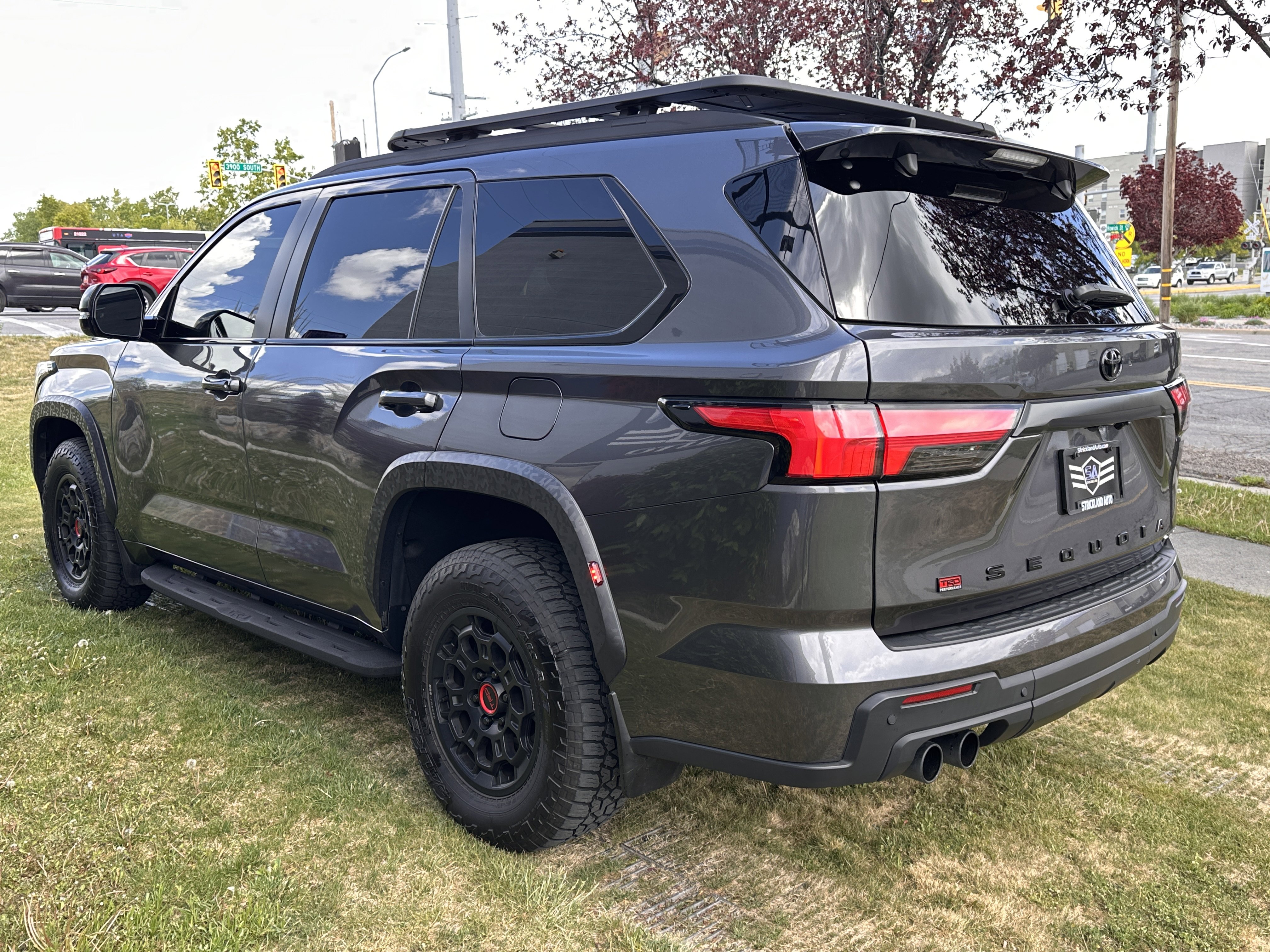 Used 2025 Toyota Sequoia TRD Pro w/ TRD Performance Package (TMS) AWD/4WD image 9
