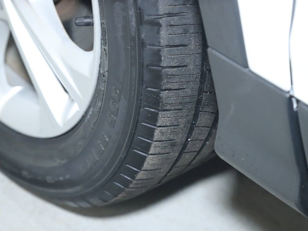 Used 2018 Ford Escape SE w/ Ford Safe & Smart Package image 36