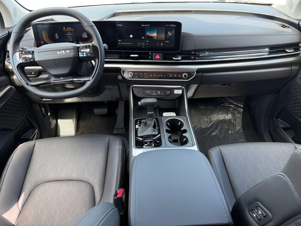 New 2027 Kia Carnival EX w/ Dark Edition Package FWD image 10