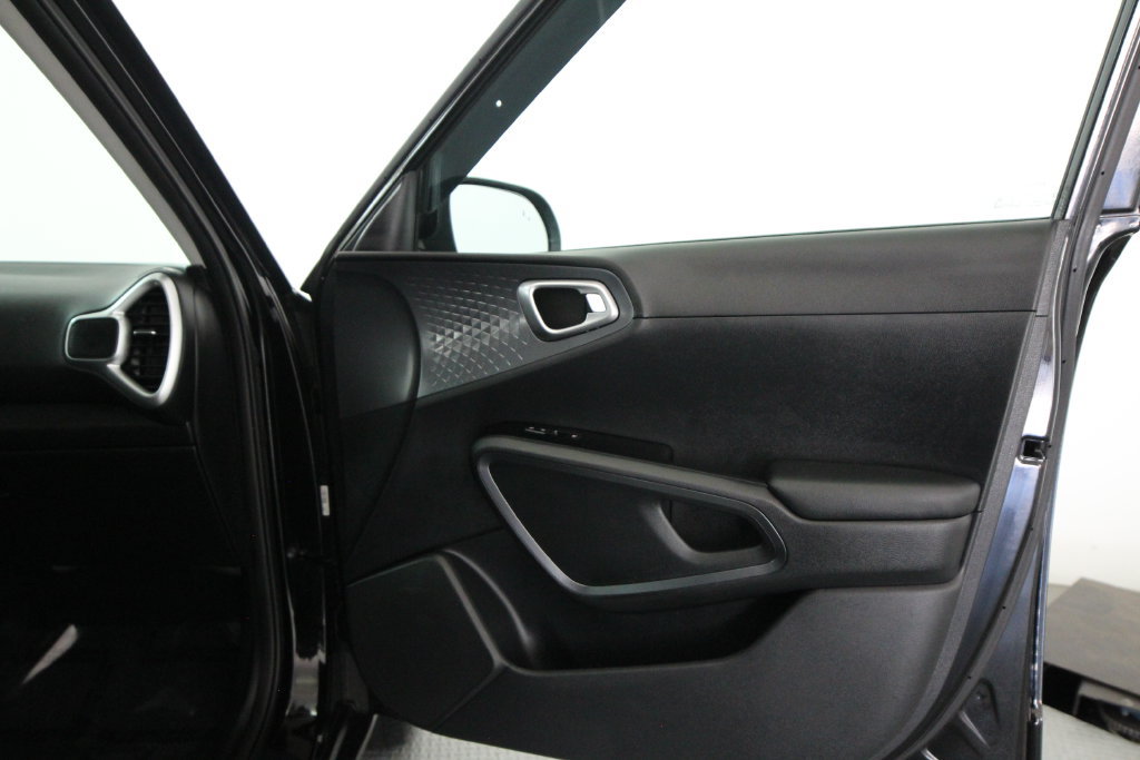 Used 2021 Kia Soul S FWD image 49