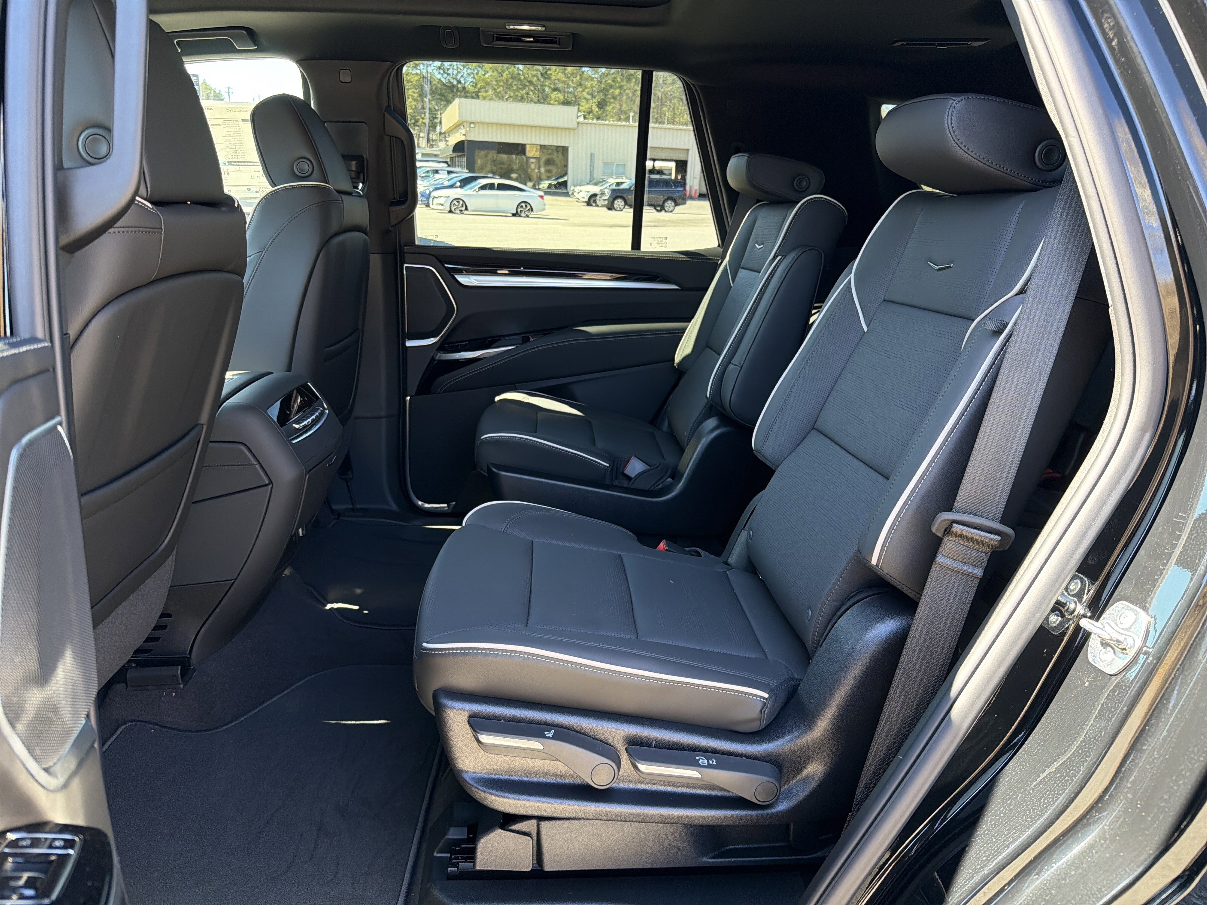 New 2026 Cadillac Escalade Luxury image 26
