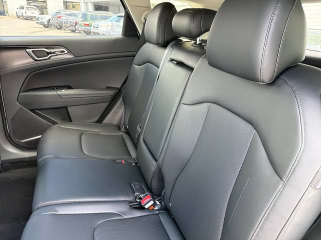 New 2026 Kia Sportage EX FWD image 21