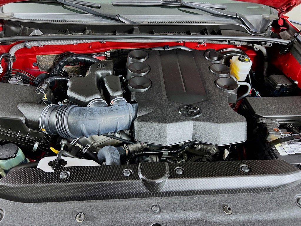 Used 2021 Toyota 4Runner SR5 Premium w/ Moonroof Package image 32