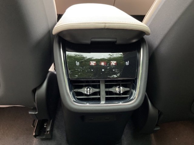 New 2025 Volvo EX90 Ultra image 14