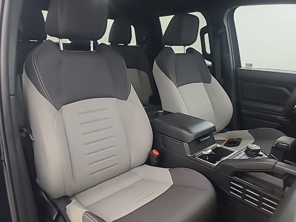 Used 2025 Toyota Tacoma TRD Off-Road image 17