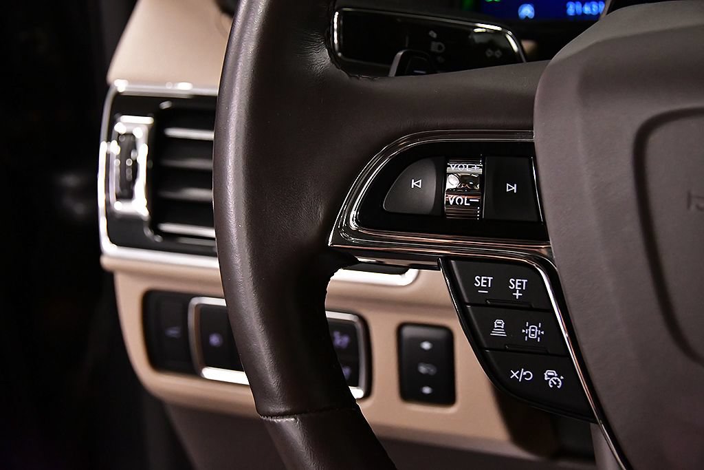 Used 2024 Lincoln Navigator Reserve AWD/4WD image 21