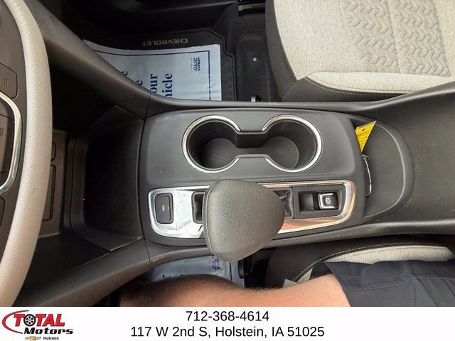 Used 2022 Chevrolet Equinox LS AWD/4WD image 24