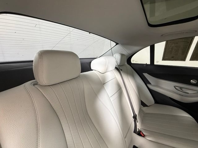 Used 2022 Mercedes-Benz E 350 Sedan image 27