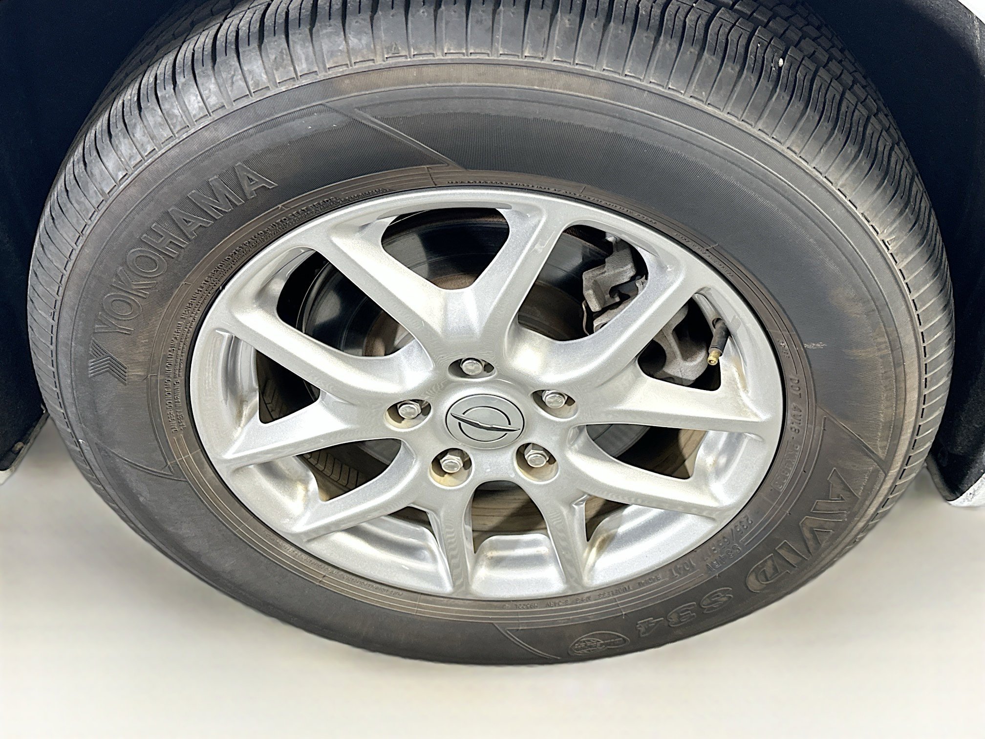 Used 2024 Chrysler Pacifica Touring-L image 11