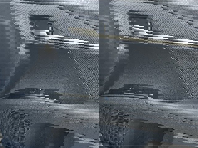 Used 2025 Toyota Camry SE image 28