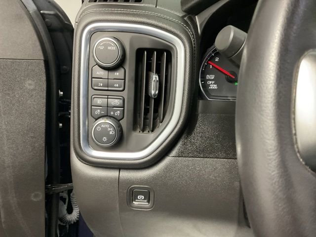 Used 2021 Chevrolet Silverado 1500 RST AWD/4WD image 13