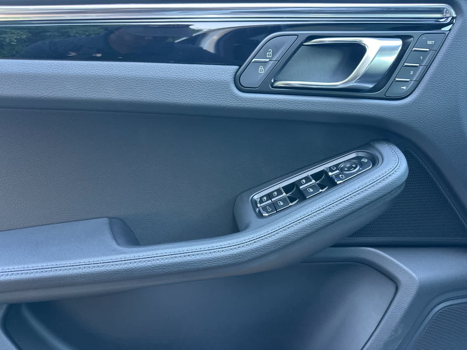 New 2026 Porsche Macan AWD/4WD image 12
