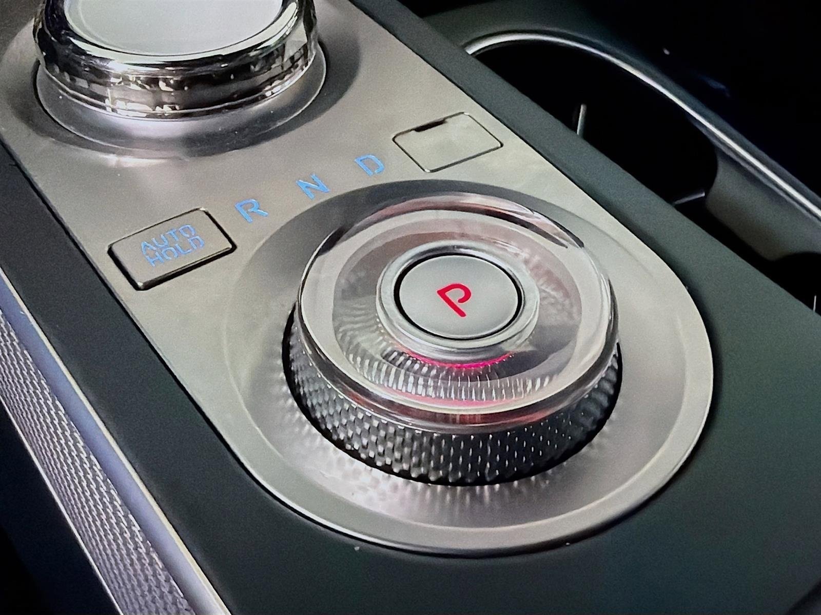 Certified 2023 Genesis GV70 2.5T w/ Sport Prestige Package image 19