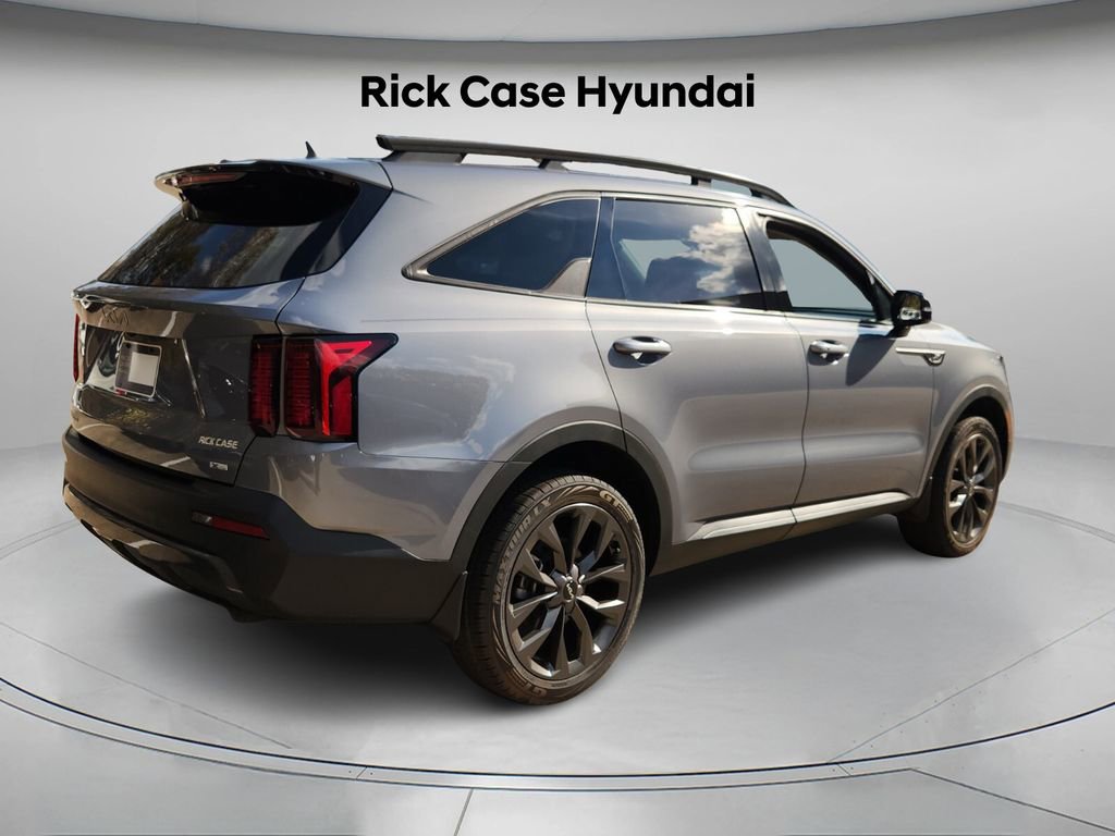 Used 2023 Kia Sorento X-Line EX image 7