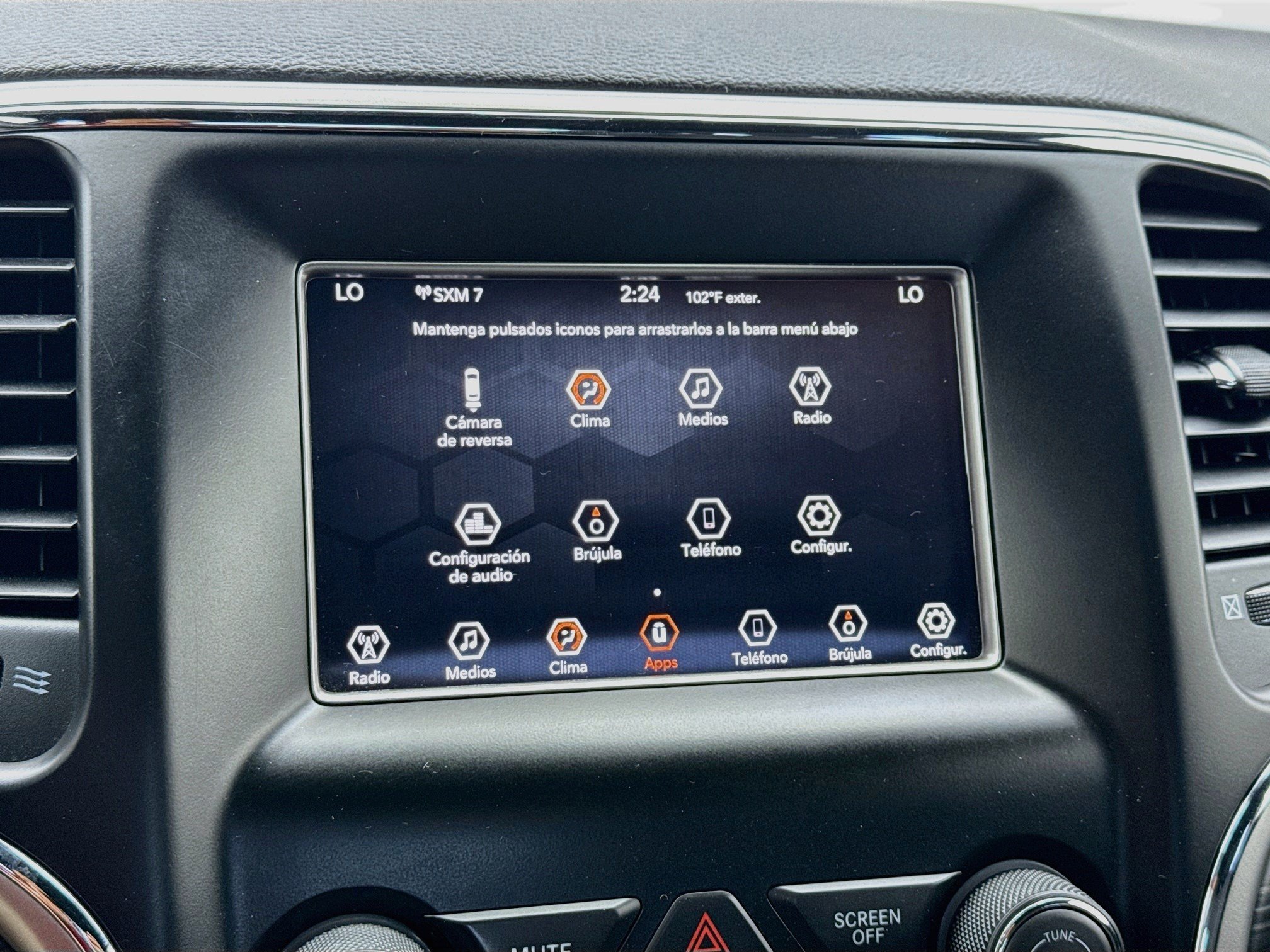 Used 2019 Jeep Grand Cherokee Laredo RWD image 9