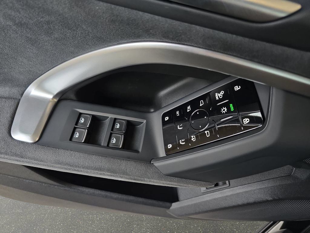 New 2026 Audi SQ5 Prestige AWD/4WD image 26