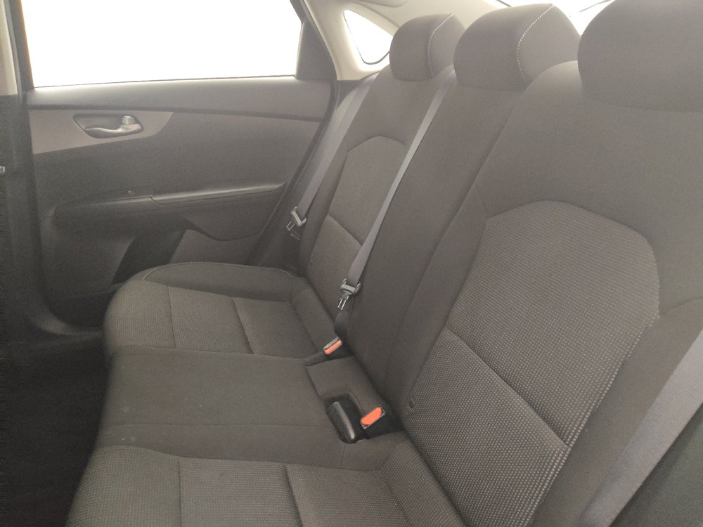 Used 2020 Kia Forte LXS FWD image 18