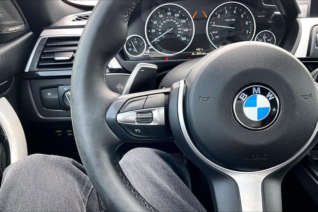 Used 2019 BMW 440i Coupe w/ M Sport Package RWD image 9