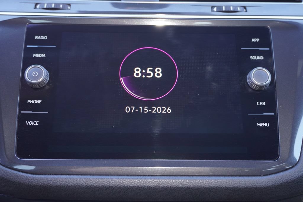 Used 2023 Volkswagen Tiguan SE R-Line AWD/4WD image 15