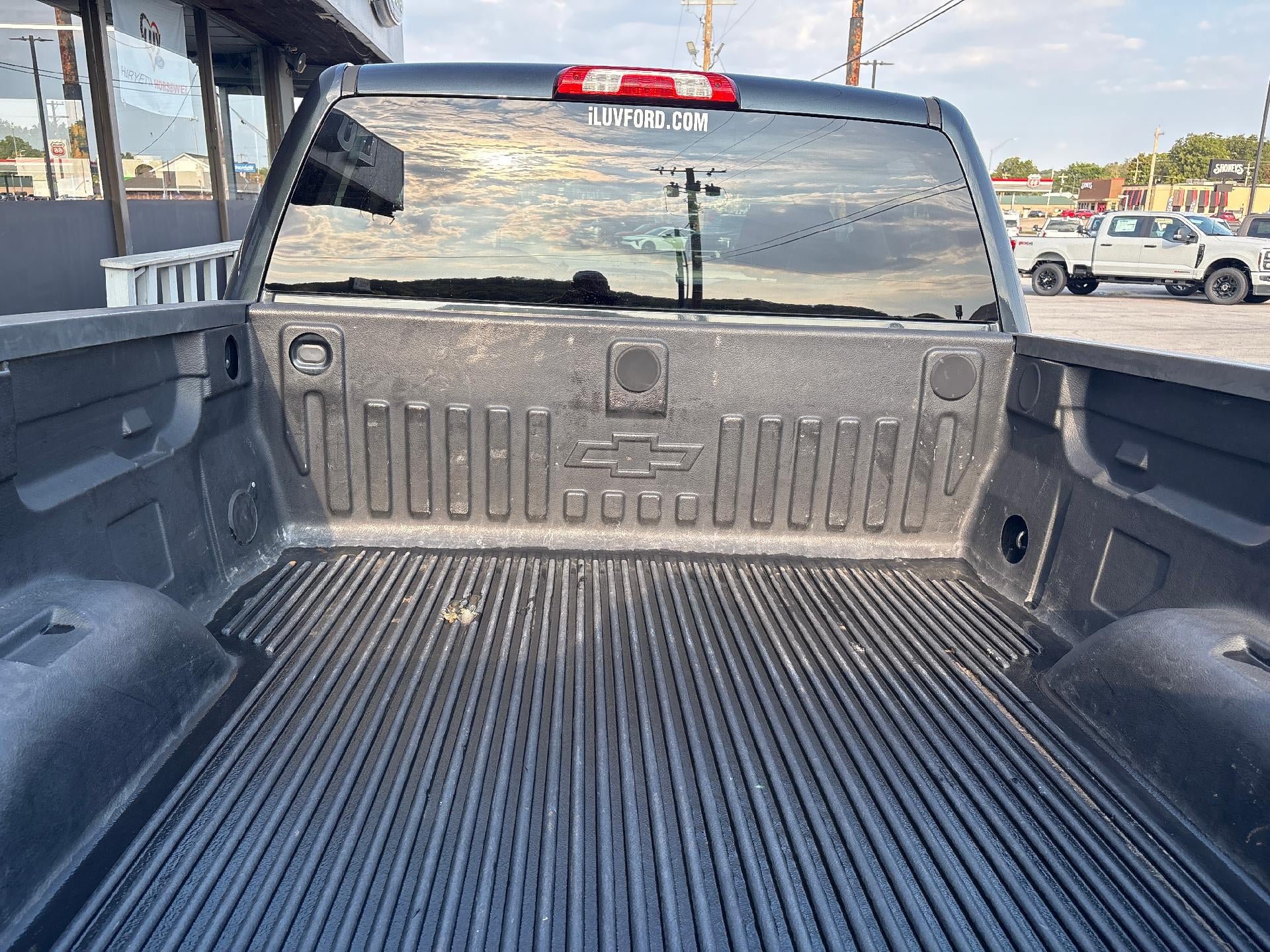 Used 2018 Chevrolet Silverado 1500 LT w/ All Star Edition AWD/4WD image 10