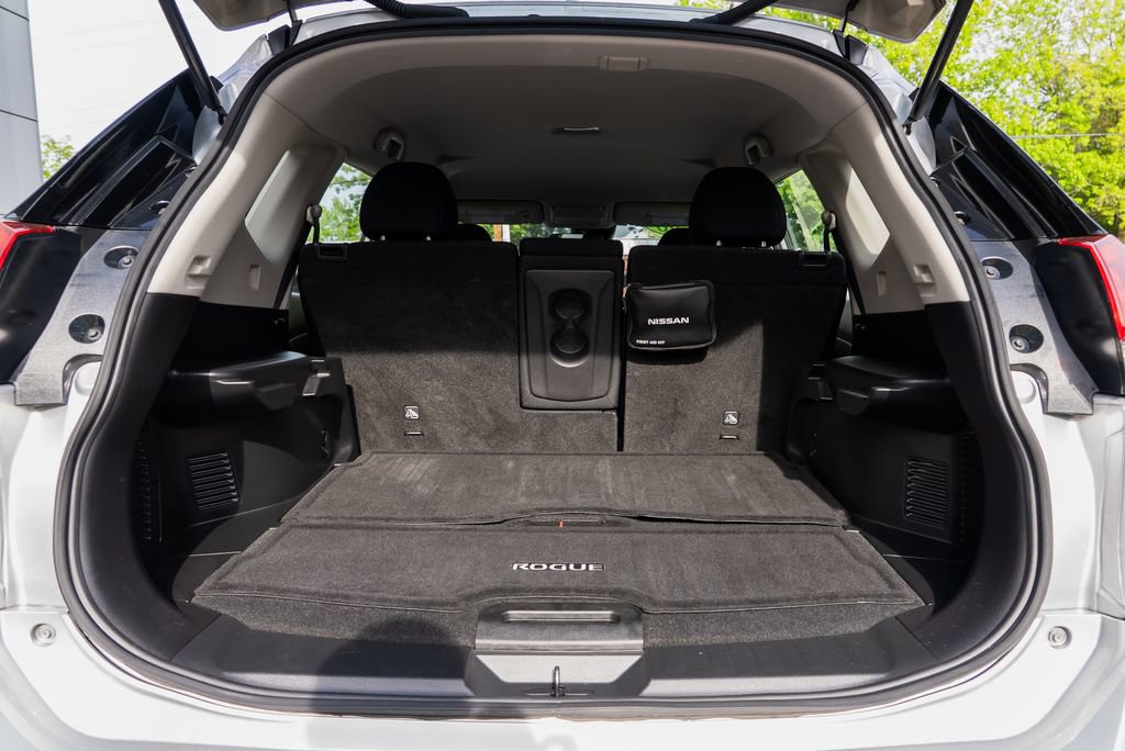 Used 2020 Nissan Rogue S AWD/4WD image 8
