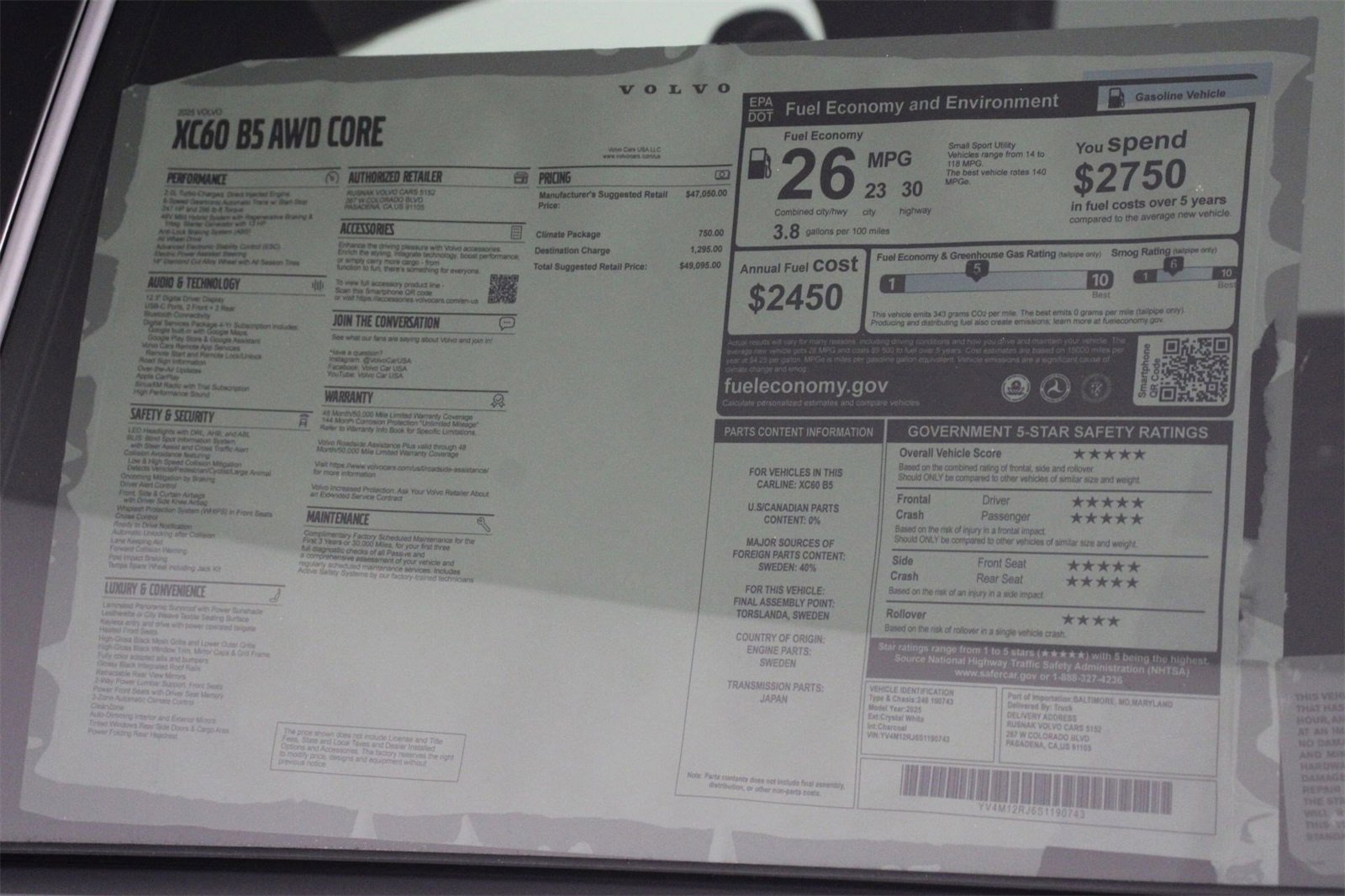 New 2025 Volvo XC60 B5 Core w/ Climate Package image 18