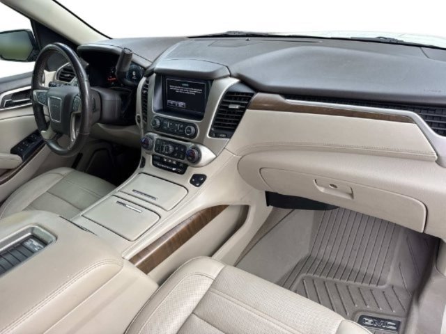 Used 2019 GMC Yukon Denali w/ Denali Ultimate Package RWD image 18
