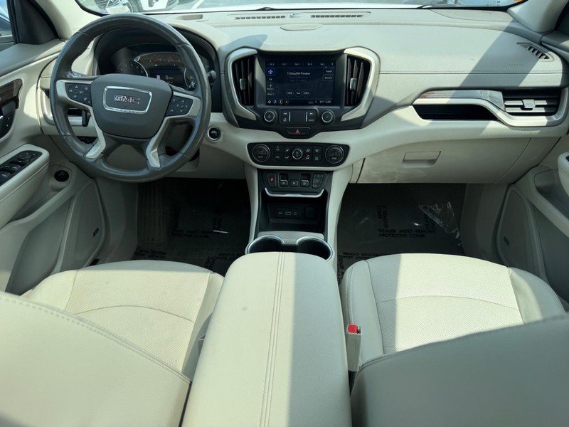 Used 2020 GMC Terrain Denali w/ Denali Premium Package AWD/4WD image 12