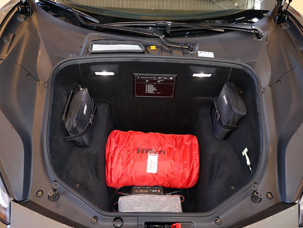 Certified 2018 Ferrari 488 Spider RWD image 46