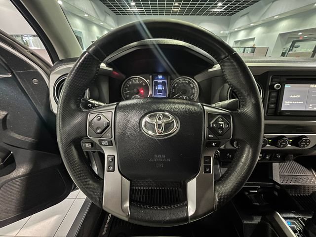 Used 2019 Toyota Tacoma SR5 AWD/4WD image 16