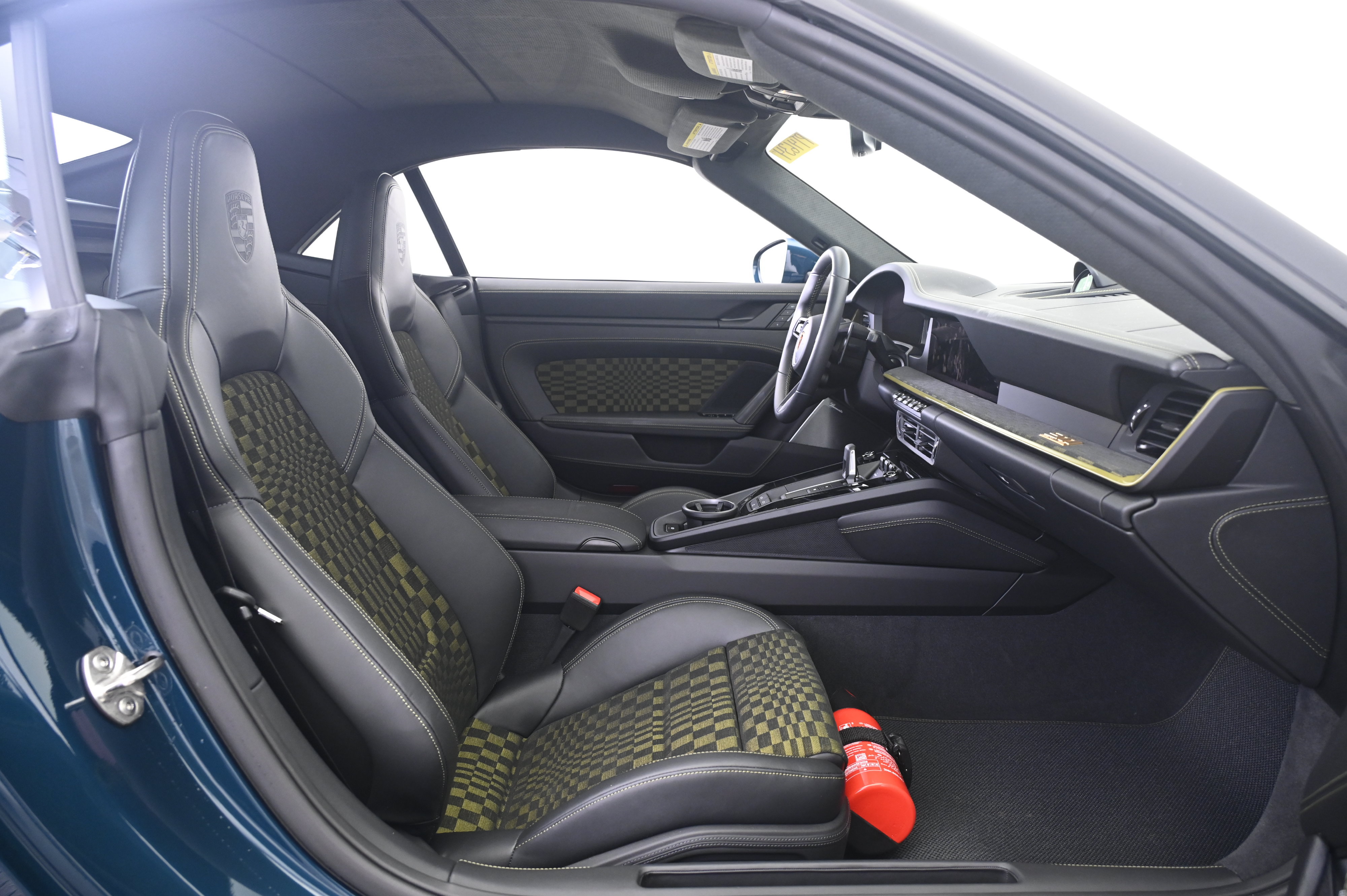 Certified 2026 Porsche 911 GTS RWD image 25