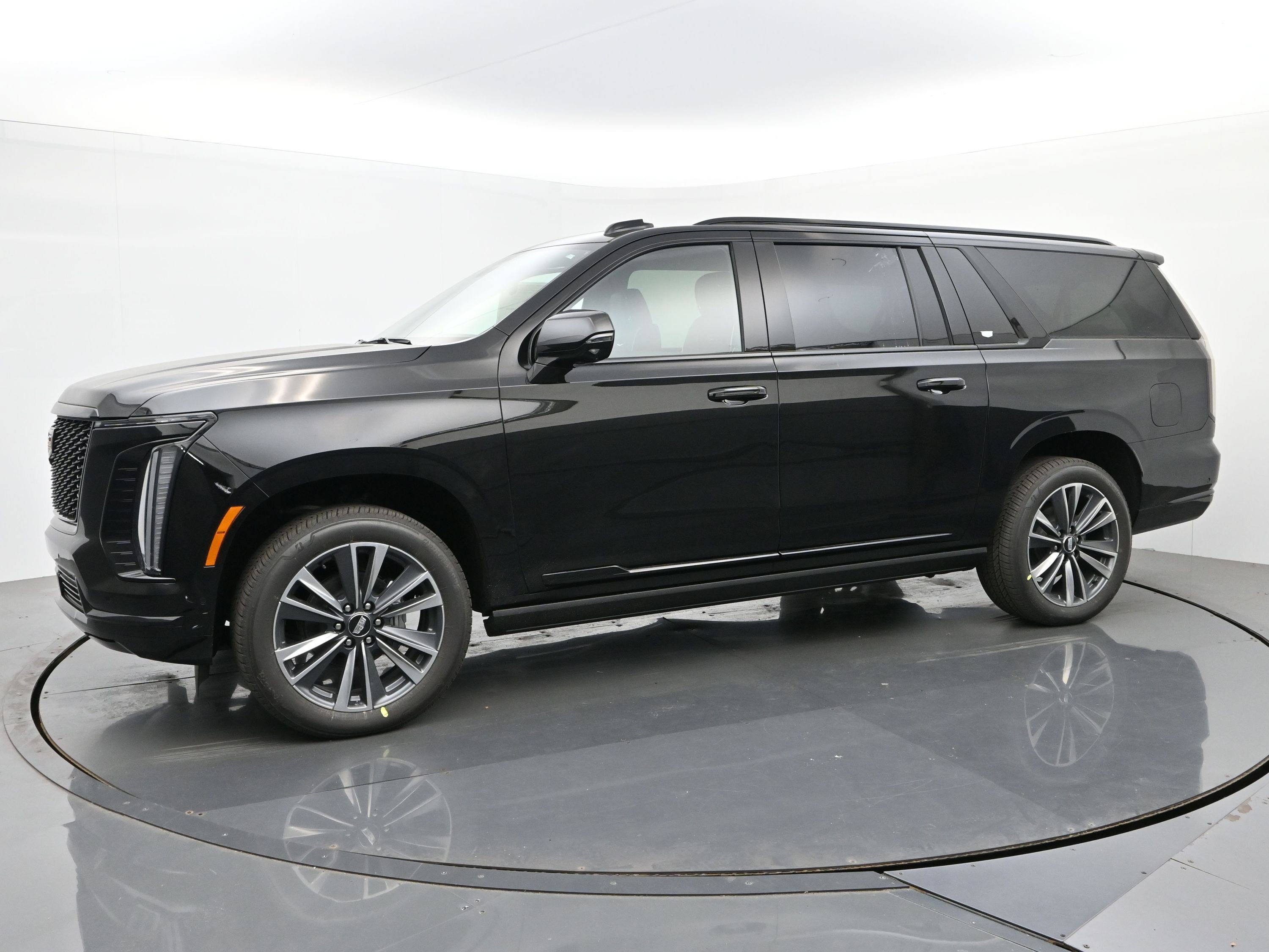 New 2027 Cadillac Escalade ESV Sport w/ Touring Package AWD/4WD image 2