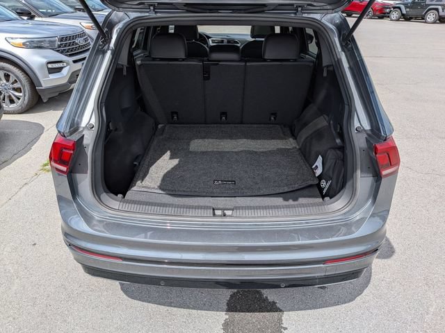 Used 2021 Volkswagen Tiguan SE R-Line AWD/4WD image 19