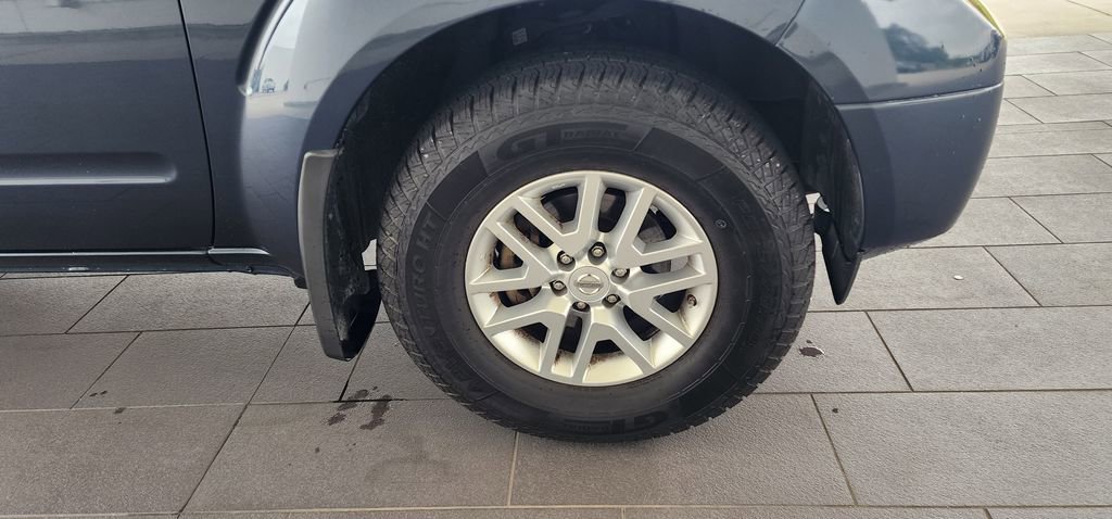 Used 2019 Nissan Frontier SV w/ Value Truck Package image 13