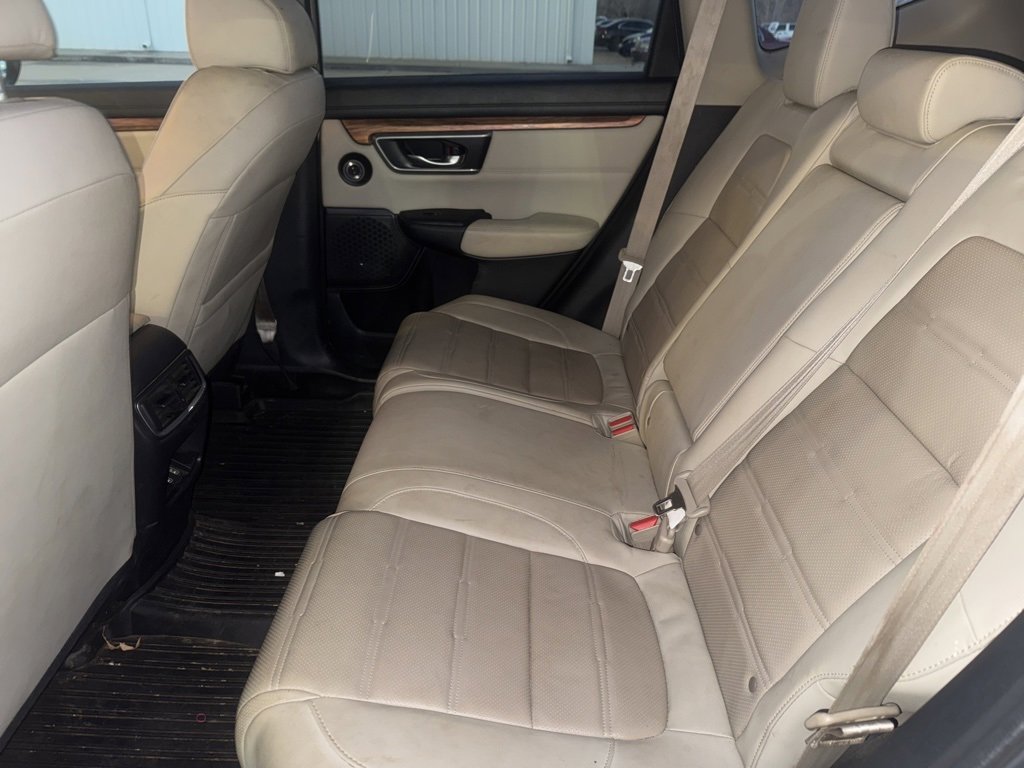 Used 2018 Honda CR-V Touring image 4