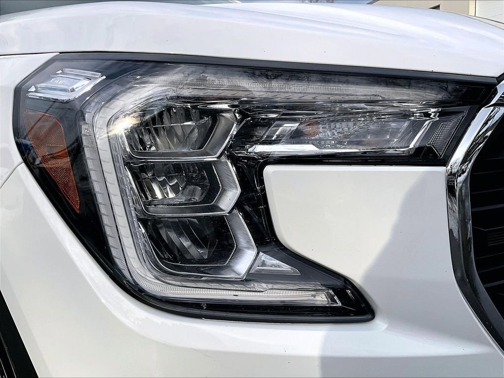 Used 2023 GMC Terrain SLE w/ Driver Convenience Package AWD/4WD image 31