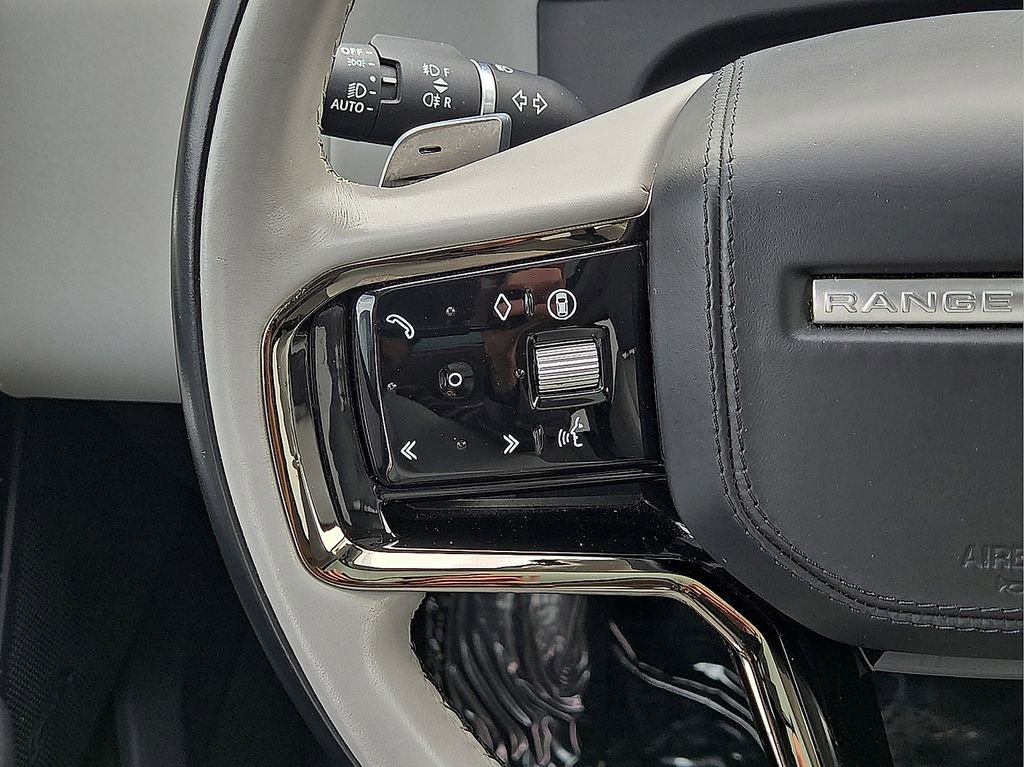 Used 2025 Land Rover Range Rover Velar Dynamic SE image 20
