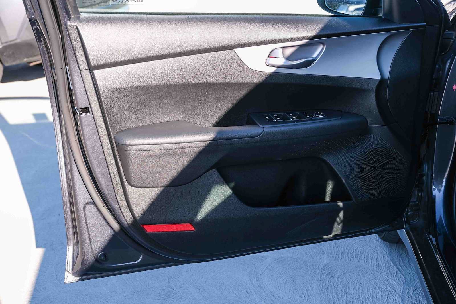 Used 2023 Kia Forte LXS FWD image 23