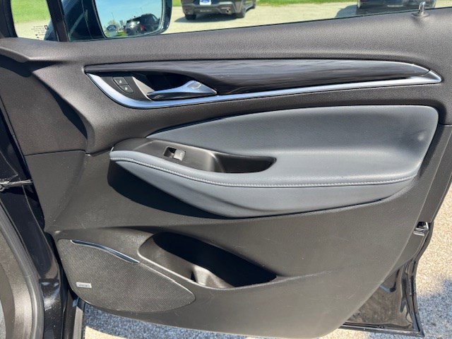 Used 2023 Buick Enclave Essence w/ Experience Buick Package image 38