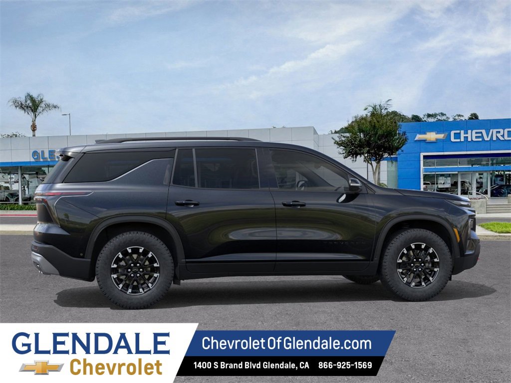New 2026 Chevrolet Traverse Z71 w/ Driver Confidence Package image 5