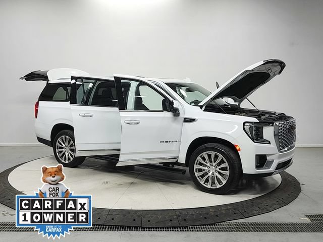Used 2023 GMC Yukon XL Denali AWD/4WD image 9