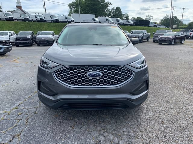 Used 2024 Ford Edge SE AWD/4WD image 3