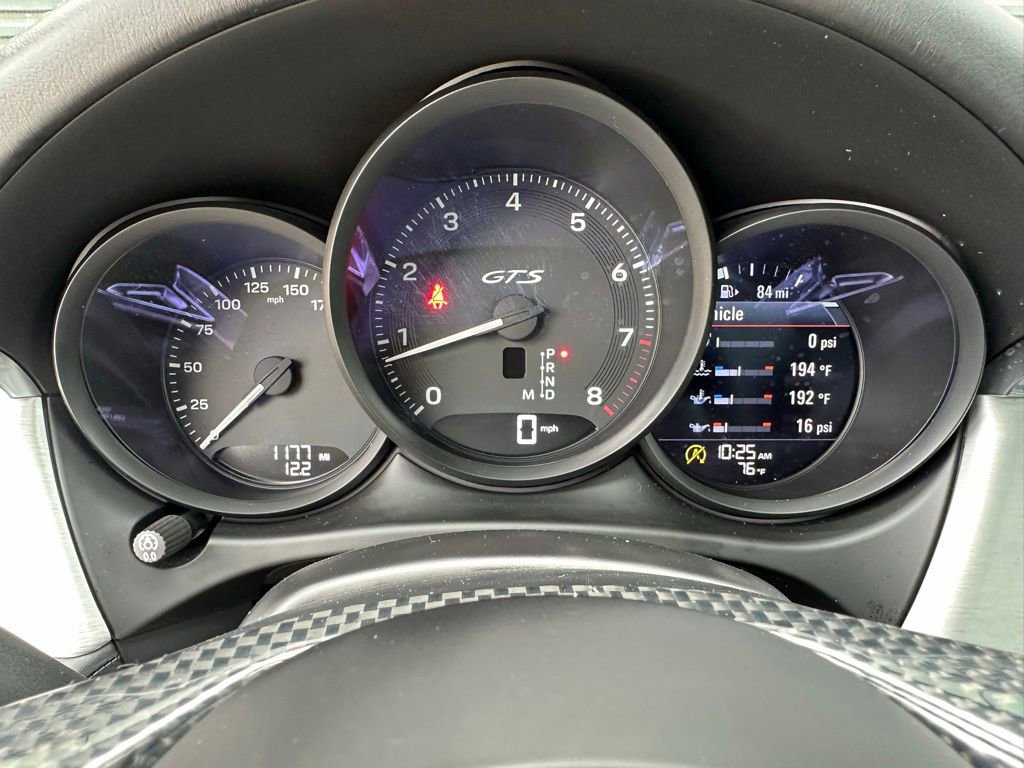 Certified 2025 Porsche Macan GTS AWD/4WD image 26