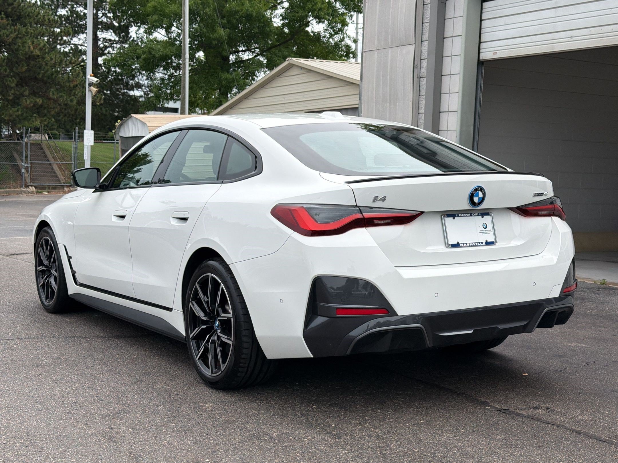 Certified 2023 BMW i4 eDrive40 w/ M Sport Package RWD image 3