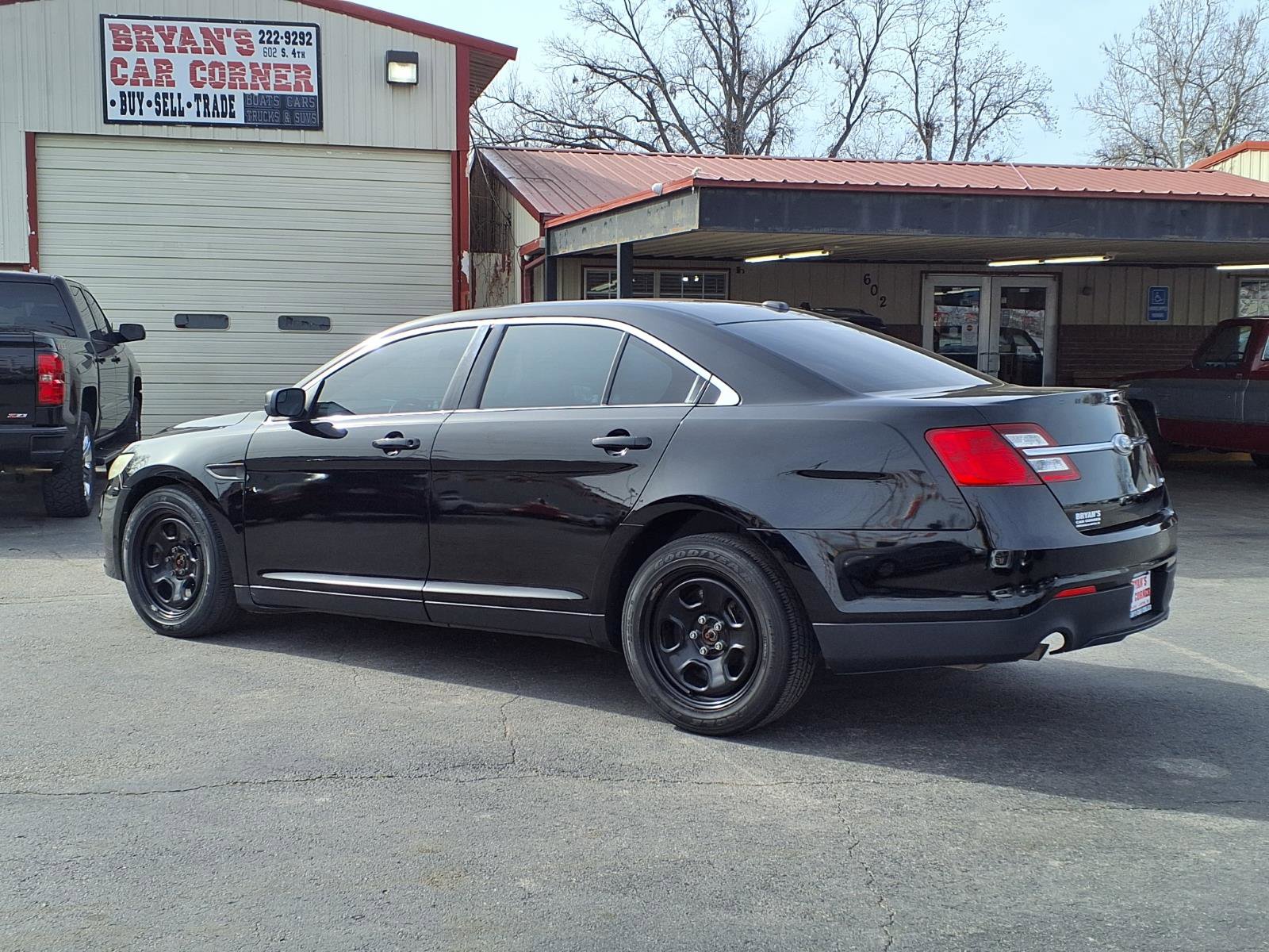 Used 2014 Ford Taurus Police Interceptor AWD w/ 2-tone Vinyl Package #1 image 3