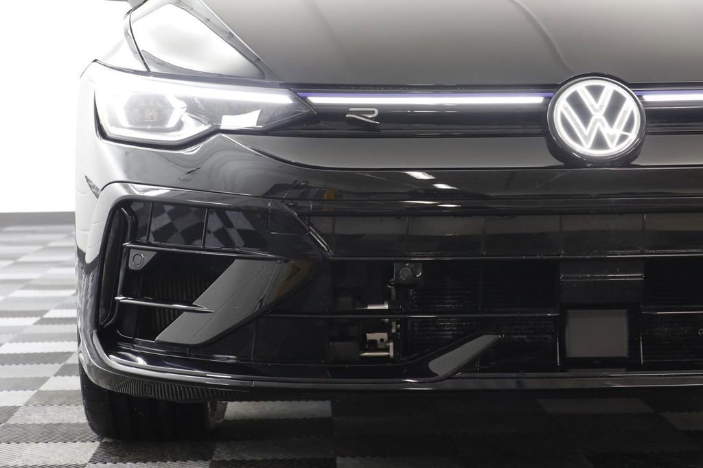 New 2026 Volkswagen Golf image 28