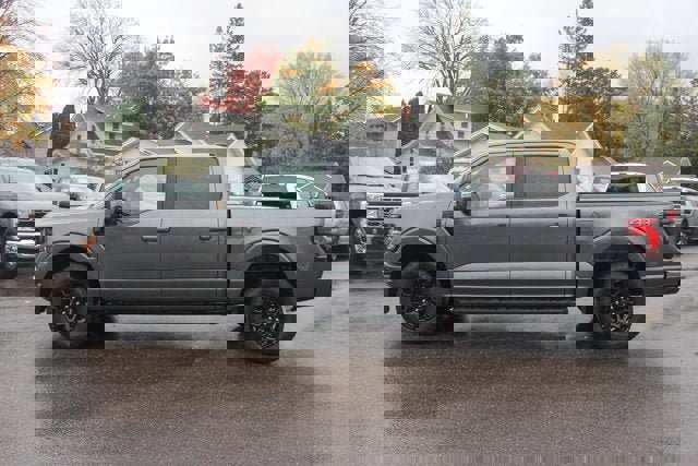 New 2025 Ford F150 XLT w/ Equipment Group 302A MID