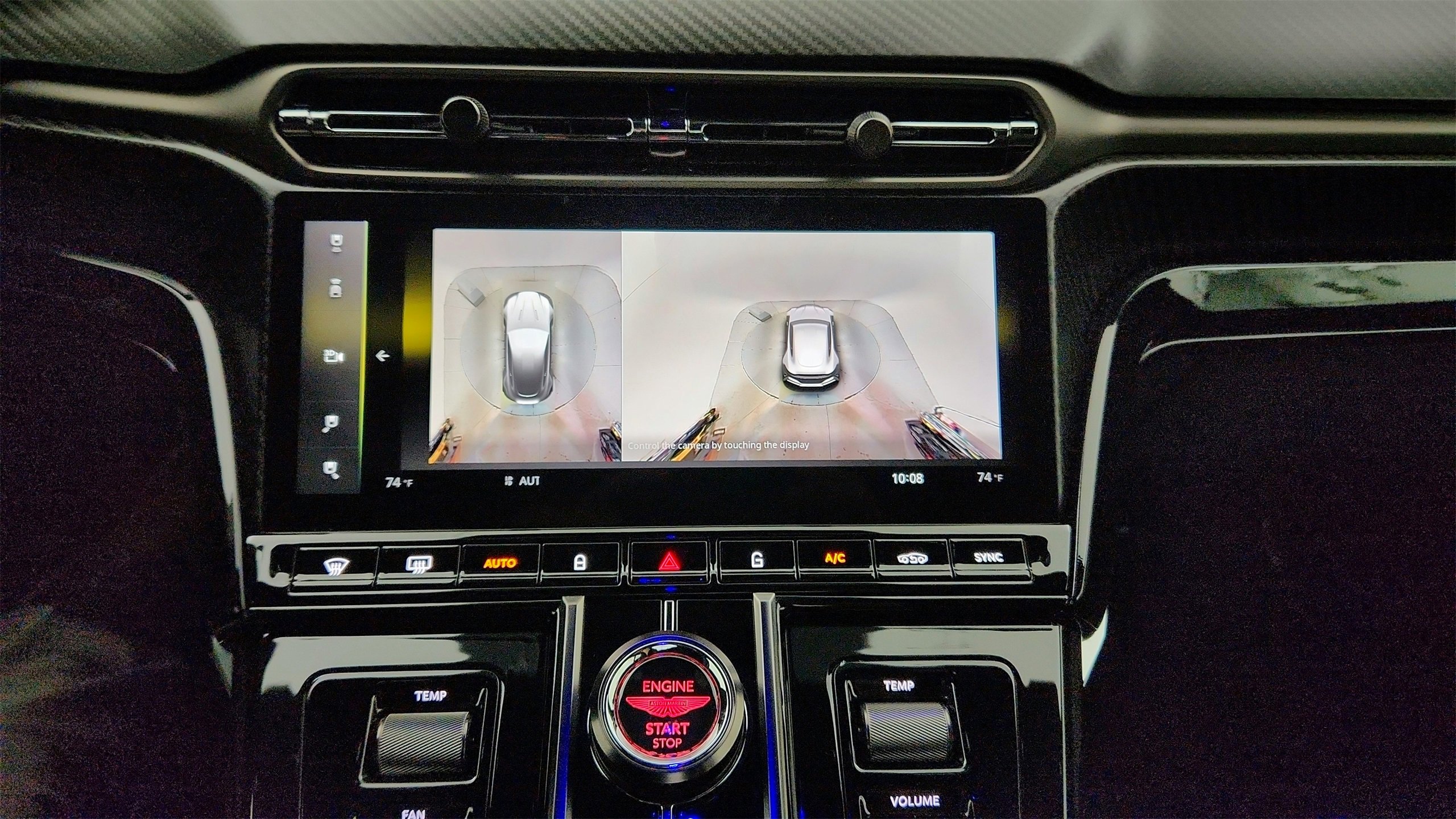 Used 2025 Aston Martin V8 Vantage Coupe image 12