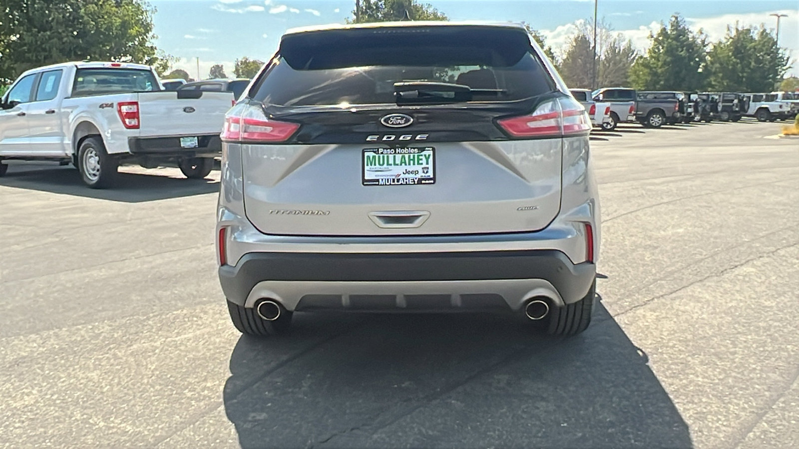 Used 2022 Ford Edge Titanium image 4